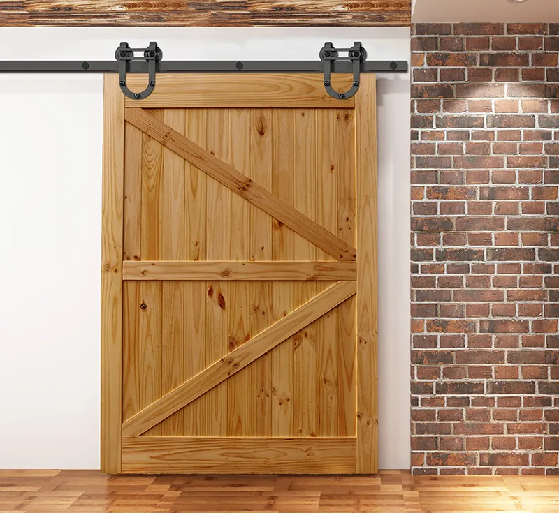 Double Z‑Brace Natural Solid Wooden Sliding Barn Door, Unfinished Knotty Pine Solid Timber Barn Door with Black U‑Shape Hardware Kit for Rustic Farmhouse Wholesale From China Factory Manufacturer